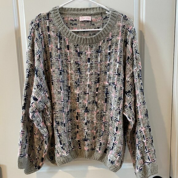 Pink Lily Gray Tweed Style  Sweater w Multicolor Detailing Size Medium - Picture 2 of 10